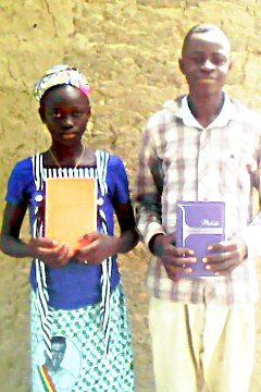 Jeunes av bibles F